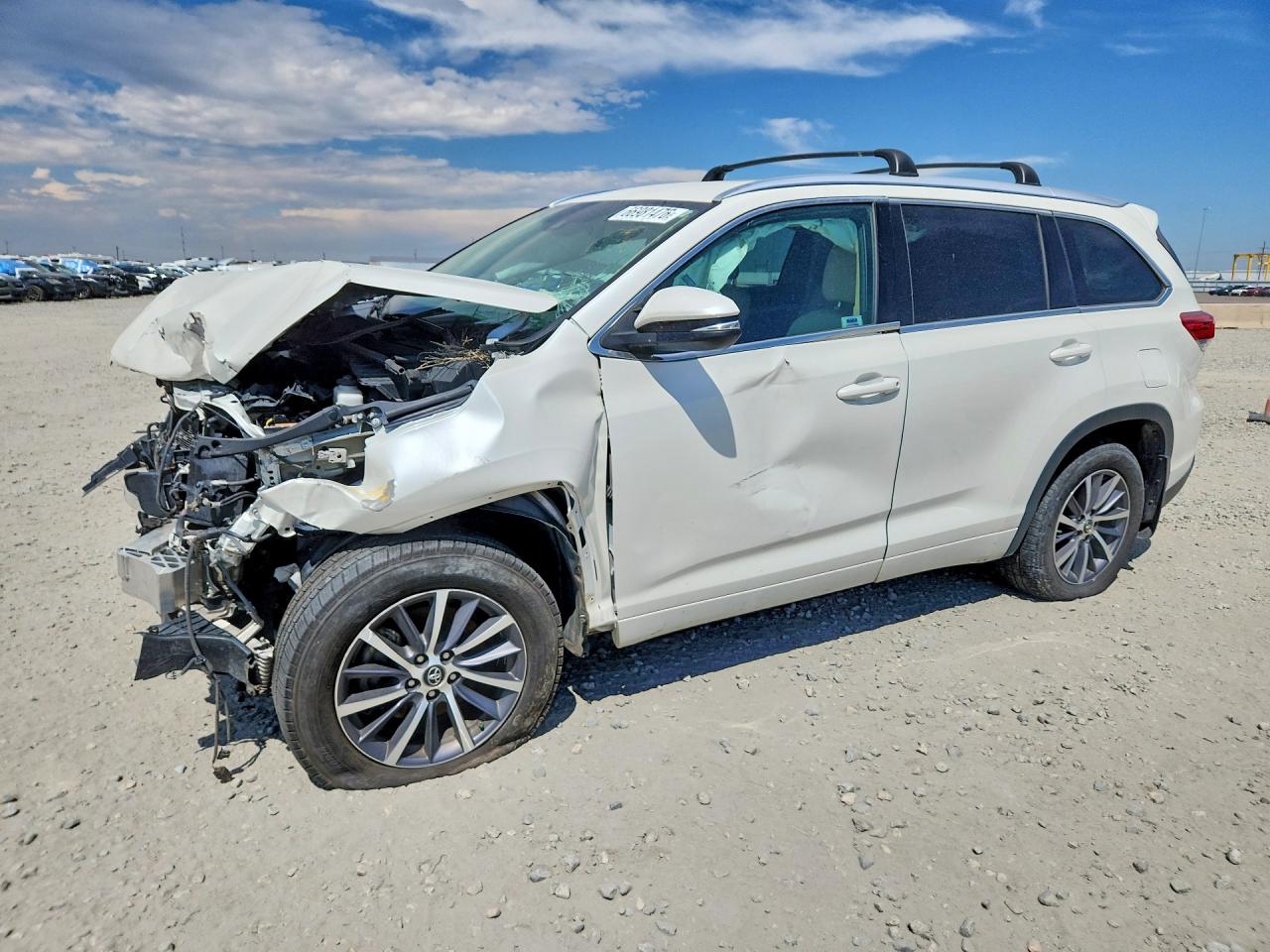 2018 TOYOTA HIGHLANDER XLE | 5TDJZRFH7JS527155 | UPCARS
