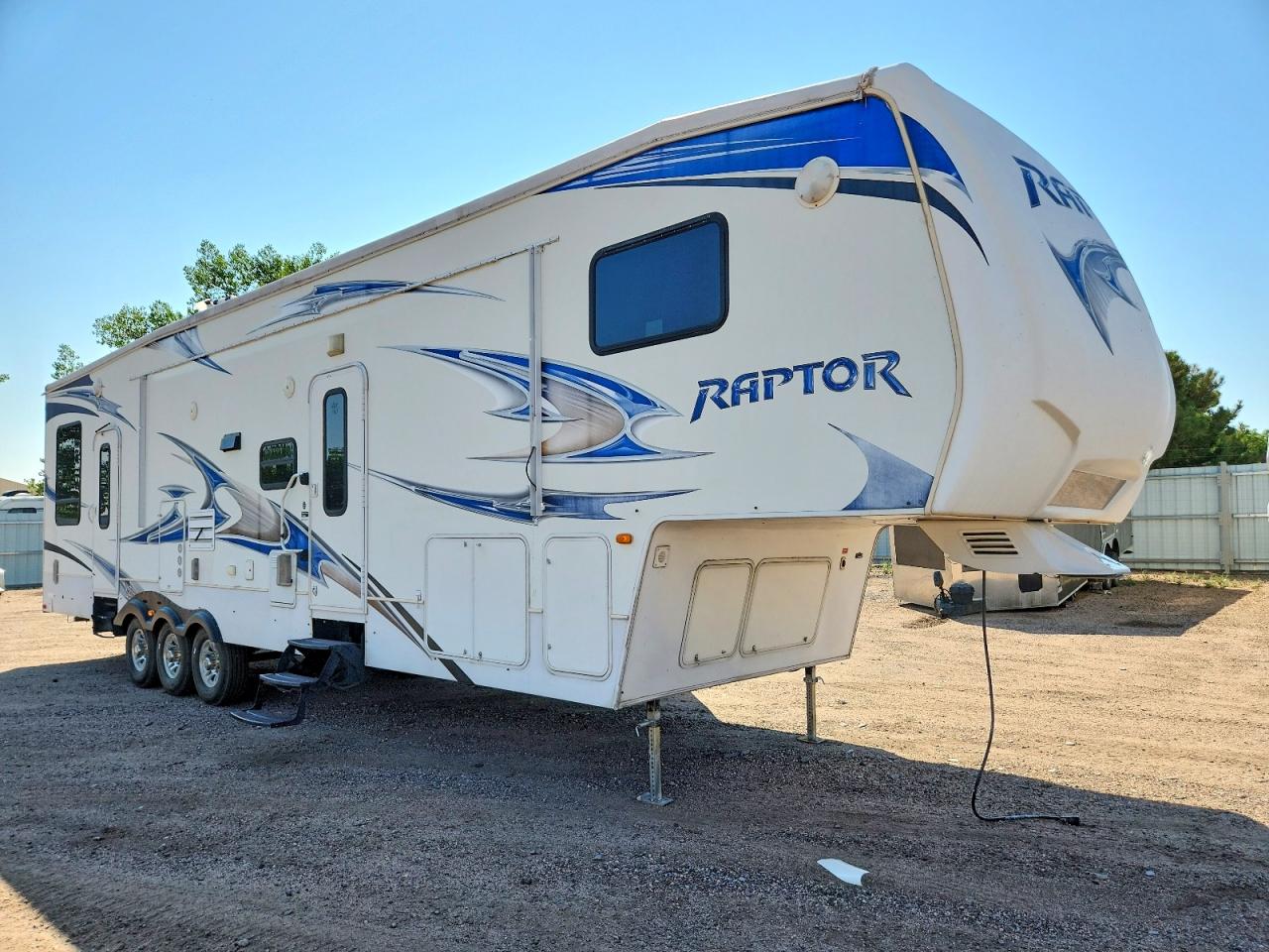 2011 KUTB RAPTOR RP3 KEYSTONE RAPTOR CAMPER | 4YDF36127BR800441 | UPCARS