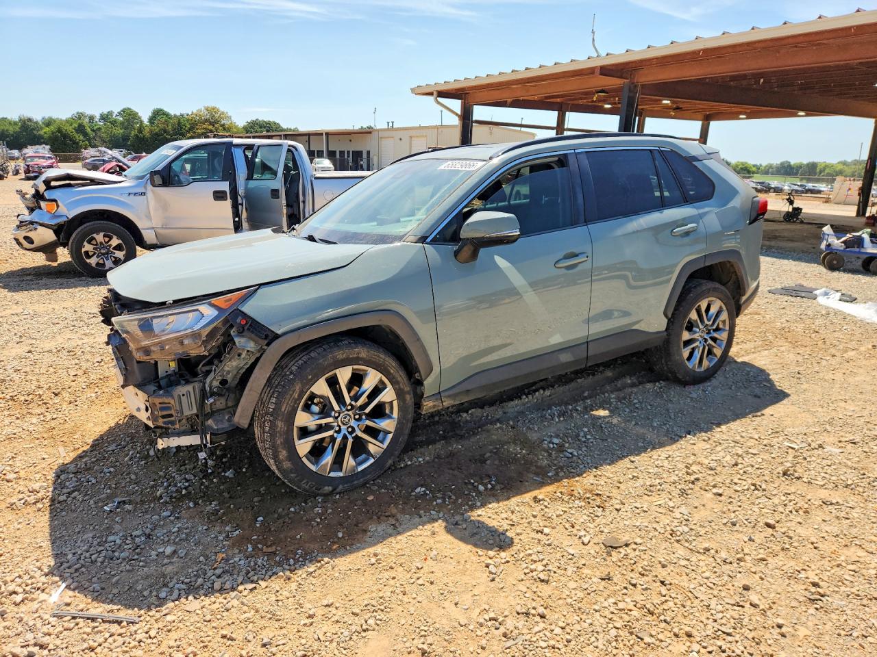 2020 TOYOTA RAV4 XLE PREMIUM | 2T3C1RFVXLC043439 | UPCARS