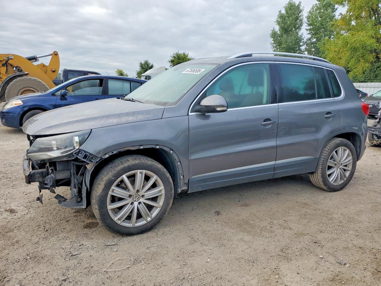2013 VOLKSWAGEN TIGUAN S | WVGJV3AX7DW578369 | UPCARS
