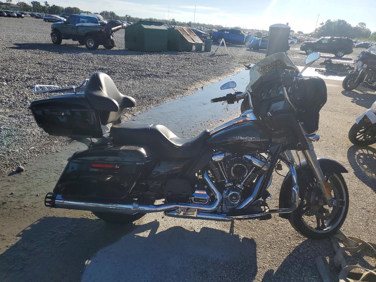 2019 HARLEY-DAVIDSON FL | 1HD1KBC14KB624243 | UPCARS
