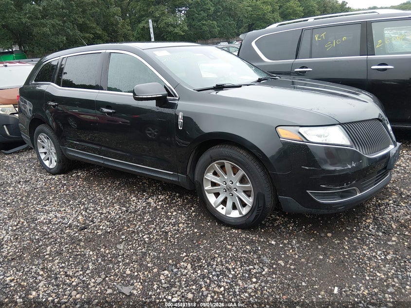2015 LINCOLN MKT LIVERY | 2LMHJ5NK1FBL01536 | UPCARS
