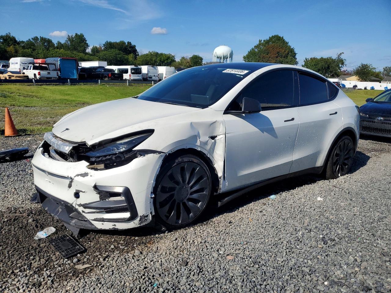 2022 TESLA MODEL Y | 7SAYGDEF2NF544658 | UPCARS