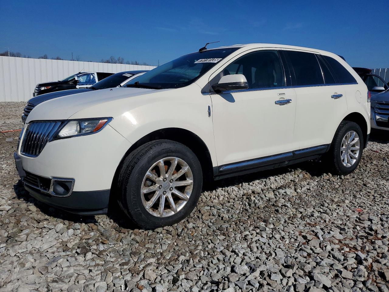 2013 LINCOLN MKX | 2LMDJ6JK3DBL48784 | UPCARS