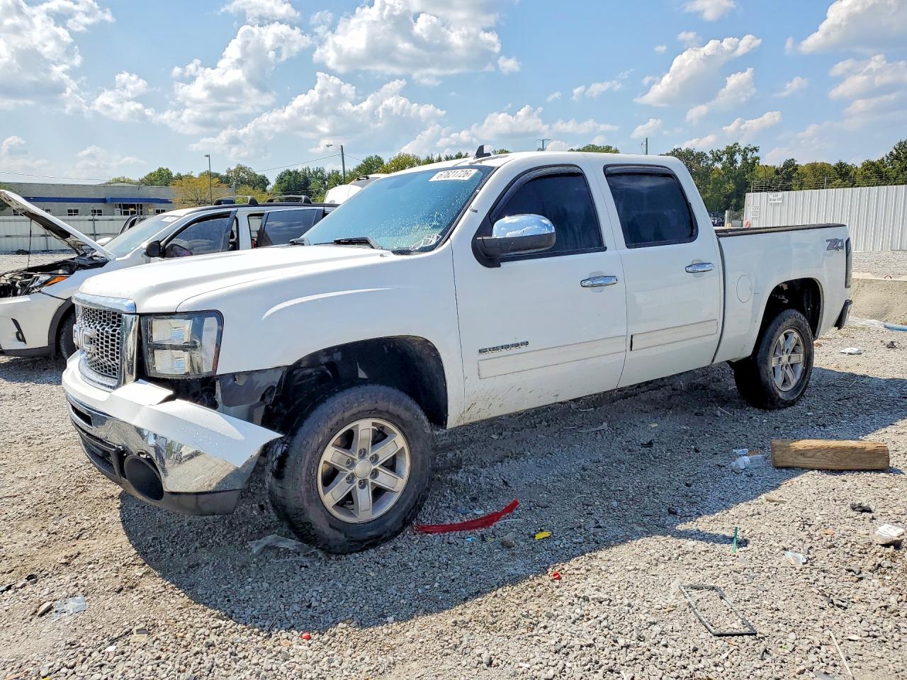 2011 GMC SIERRA K1500 SLE | 3GTP2VE36BG361658 | UPCARS
