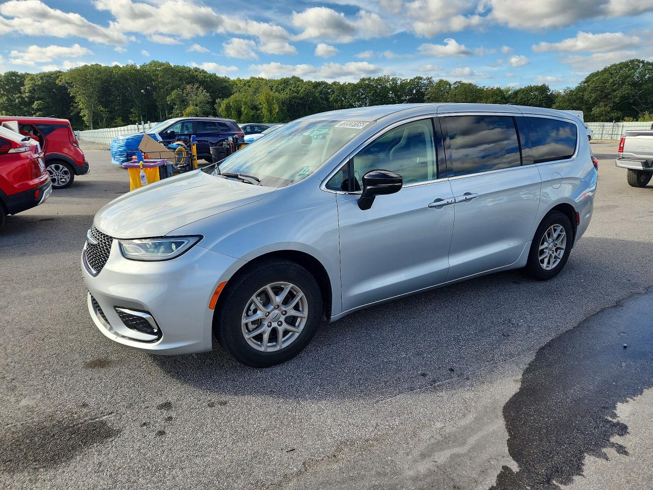 2024 CHRYSLER PACIFICA TOURING L | 2C4RC1BG0RR179870 | UPCARS