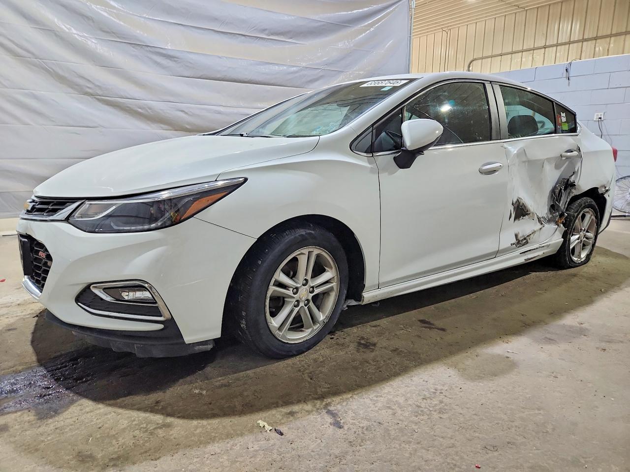 2017 CHEVROLET CRUZE LT | 1G1BE5SM4H7217327 | UPCARS