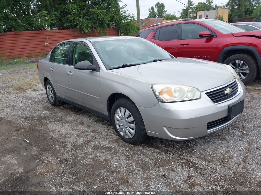 2008 CHEVROLET MALIBU CLASSIC LS | 1G1ZS58F28F138115 | UPCARS