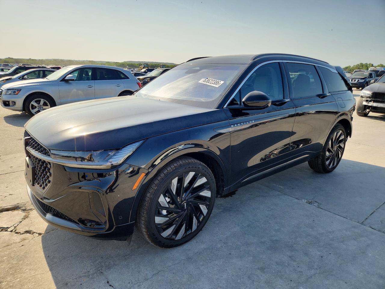 2024 LINCOLN NAUTILUS BLACK LABEL | 5LMPJ9J44RJ876135 | UPCARS