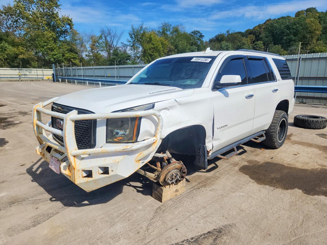 2015 GMC YUKON SLE | 1GKS2AKC3FR700815 | UPCARS