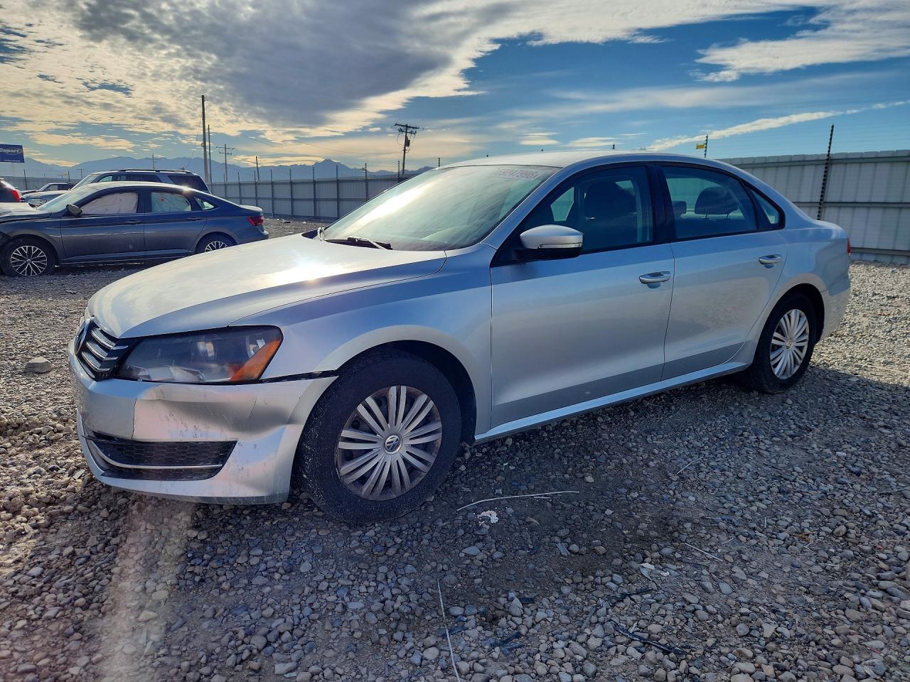 2014 VOLKSWAGEN PASSAT S | 1VWAS7A3XEC121119 | UPCARS