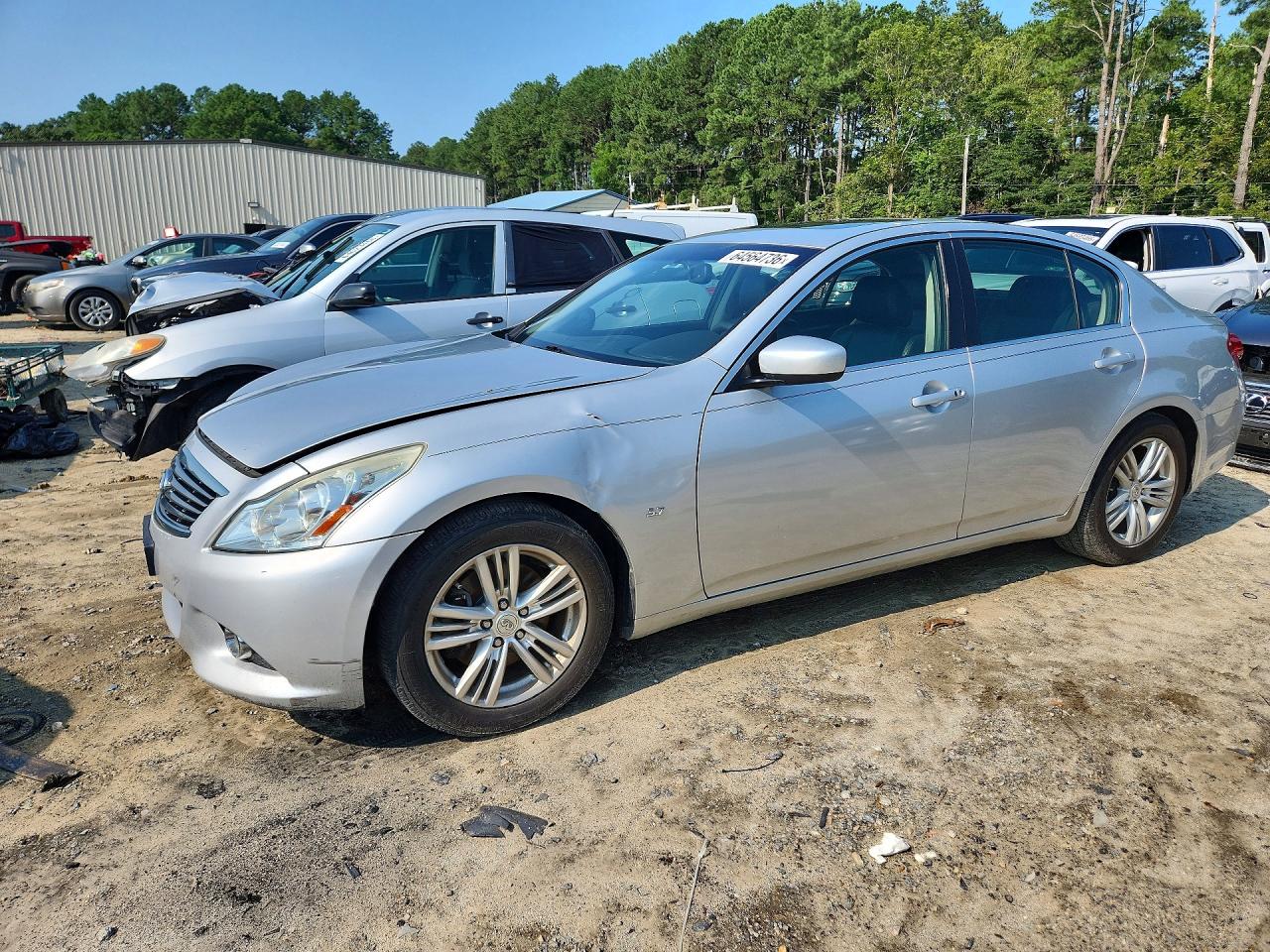 2015 INFINITI Q40 BASE | JN1CV6AP0FM580481 | UPCARS