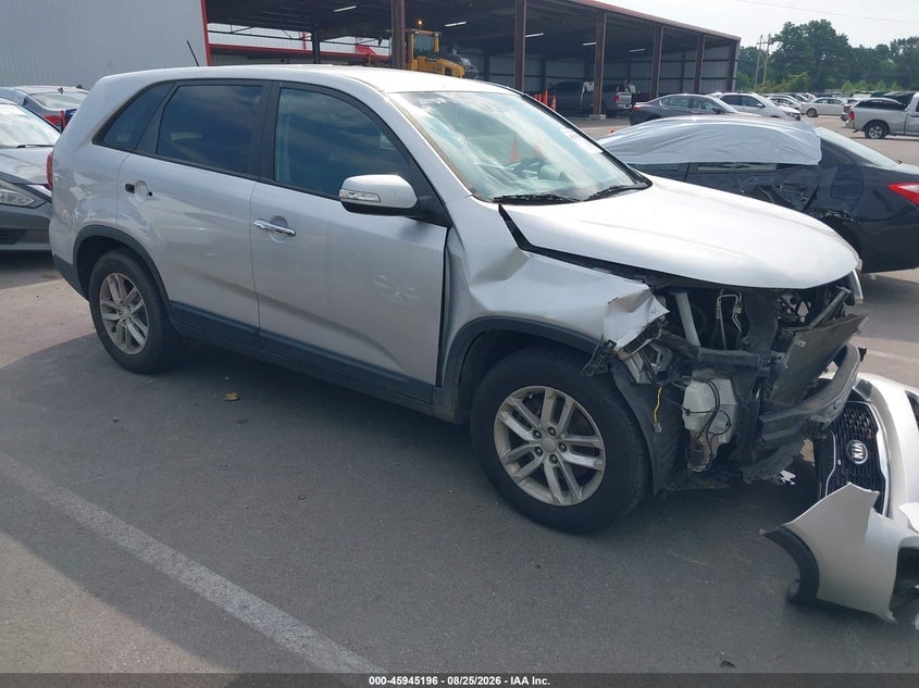 2014 KIA SORENTO LX | 5XYKT3A62EG508542 | UPCARS