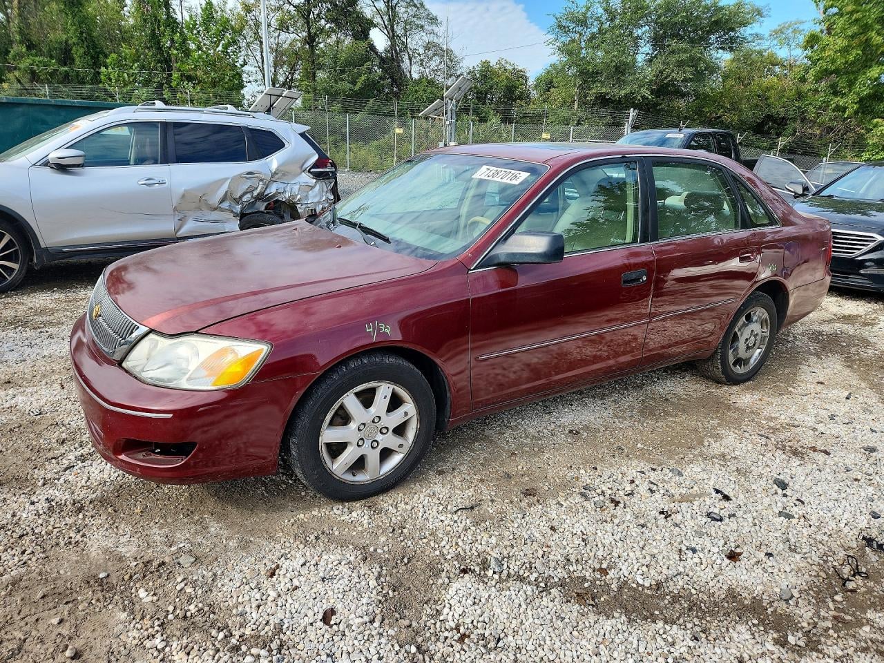 2000 TOYOTA AVALON XL | 4T1BF28BXYU006820 | UPCARS