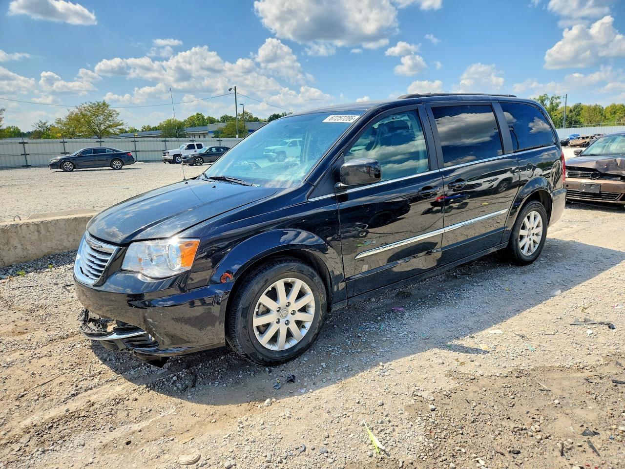 2015 CHRYSLER MINIVAN TOURING | 2C4RC1BG2FR552371 | UPCARS