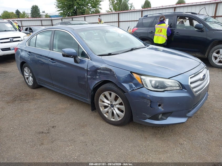 2015 SUBARU LEGACY 2.5I PREMIUM | 4S3BNAF69F3021402 | UPCARS