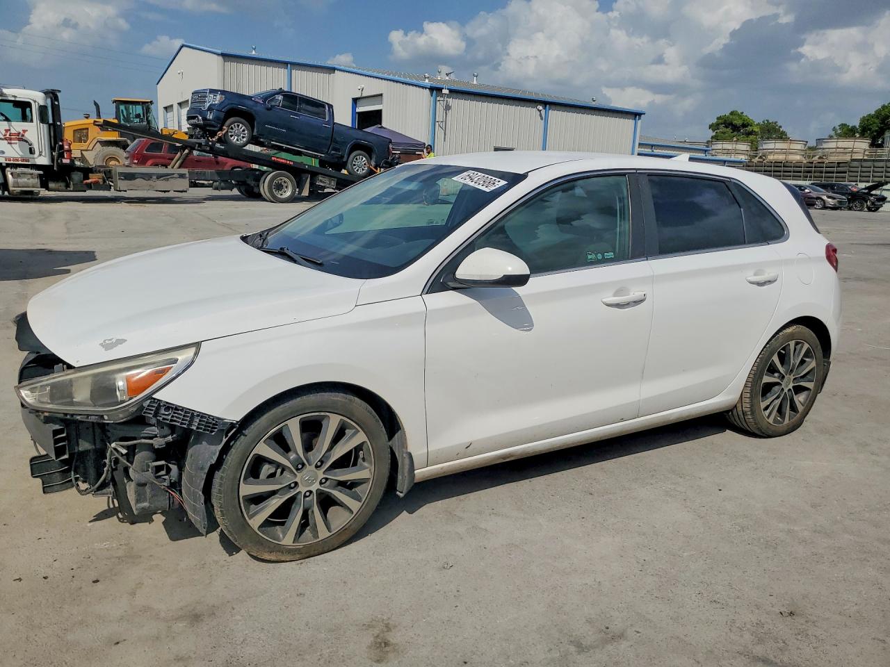 2018 HYUNDAI ELANTRA BASE | KMHH35LE1JU034565 | UPCARS