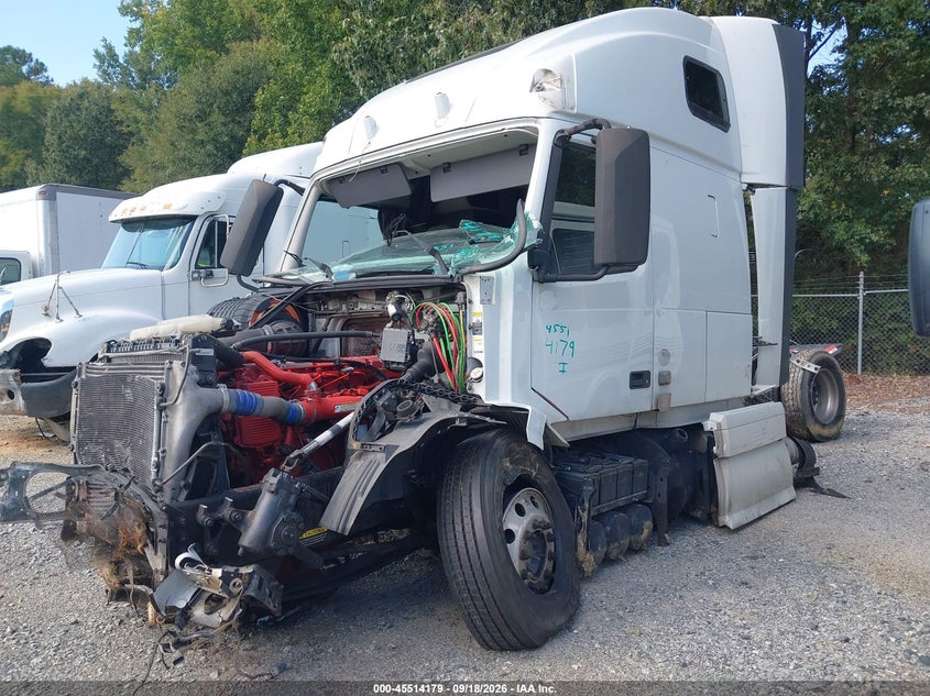 2013 VOLVO VNL | 4V4NC9TH4DN566615 | UPCARS