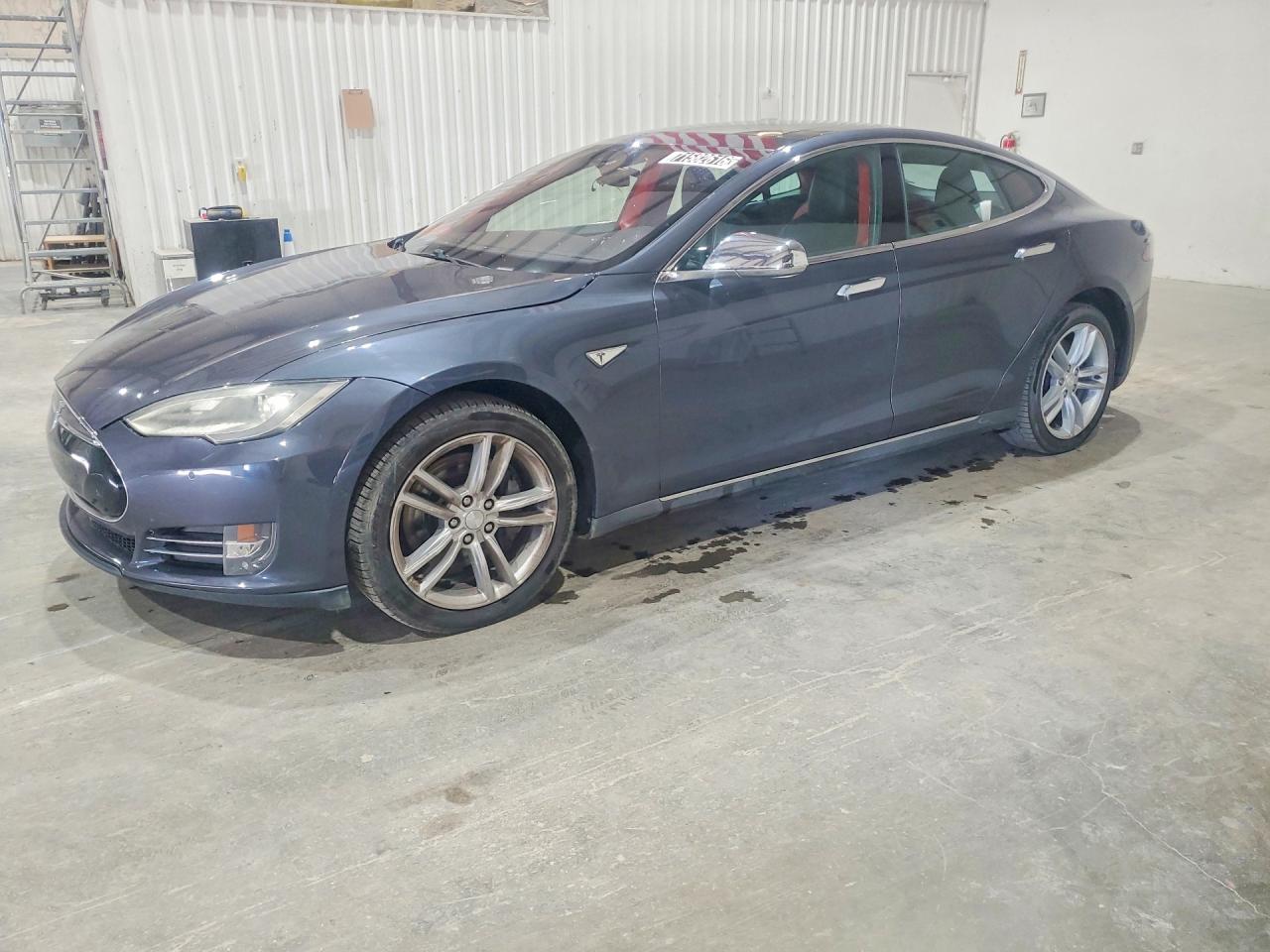 2014 TESLA MODEL S | 5YJSA1H11EFP64652 | UPCARS