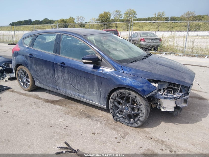 2016 FORD FOCU SE | 1FADP3K28GL388560 | UPCARS