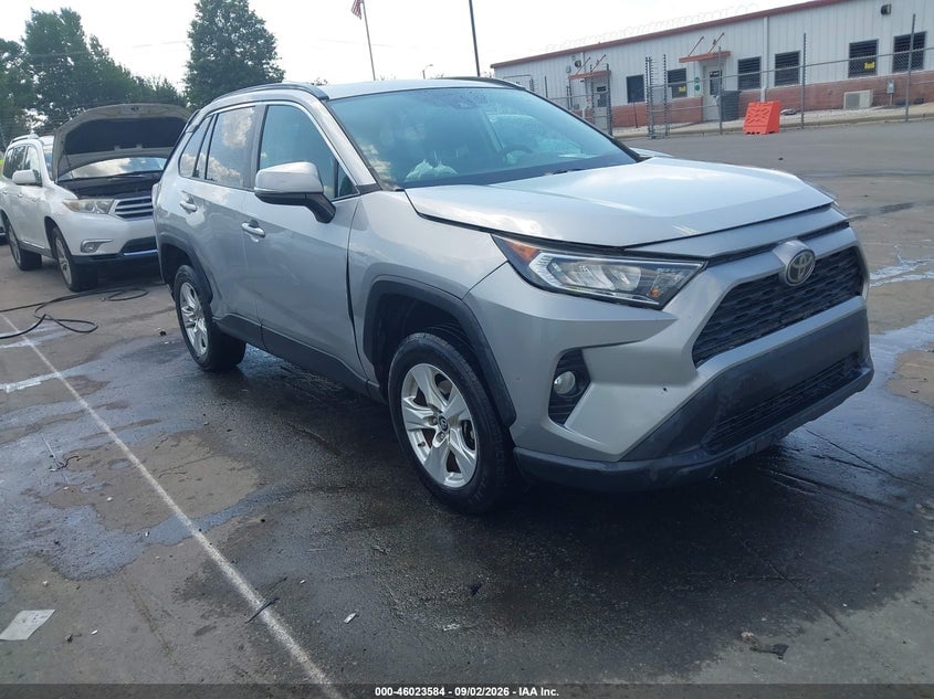 2019 TOYOTA RAV4 XLE | 2T3W1RFV7KW015396 | UPCARS