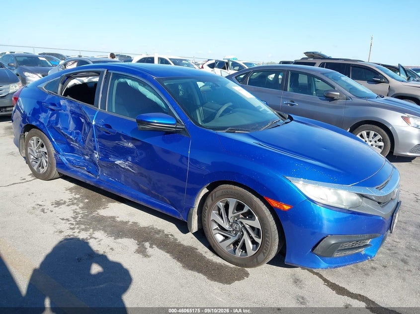 2018 HONDA CIVIC EX | 19XFC2F70JE012630 | UPCARS