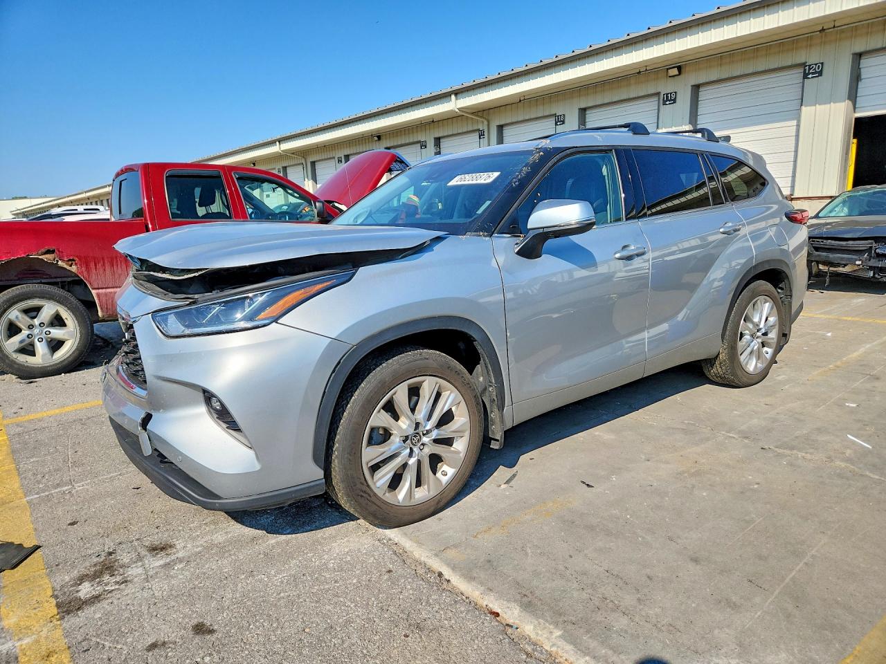 2023 TOYOTA HIGHLANDER LIMITED | 5TDKDRBH3PS018150 | UPCARS