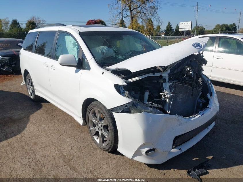 2011 TOYOTA SIENNA SE | 5TDXK3DC5BS081561 | UPCARS
