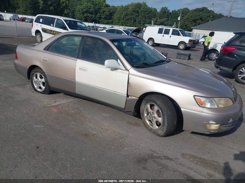 1999 LEXUS ES 300 | JT8BF28G4X5055311 | UPCARS