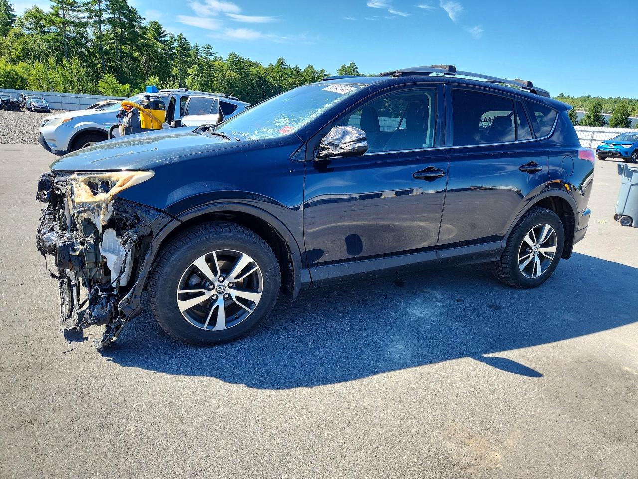 2018 TOYOTA RAV4 XLE | JTMRFREV0JJ731277 | UPCARS