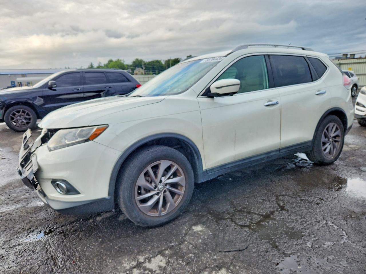2016 NISSAN ROGUE SL | 5N1AT2MT1GC844032 | UPCARS