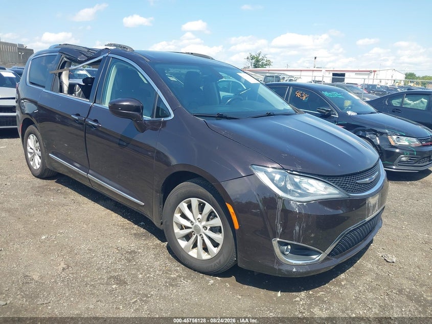 2019 CHRYSLER PACIFICA TOURING L | 2C4RC1BG6KR627051 | UPCARS