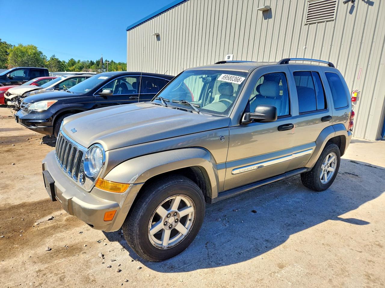 2005 JEEP LIBERTY LIMITED | 1J4GL58K85W590505 | UPCARS