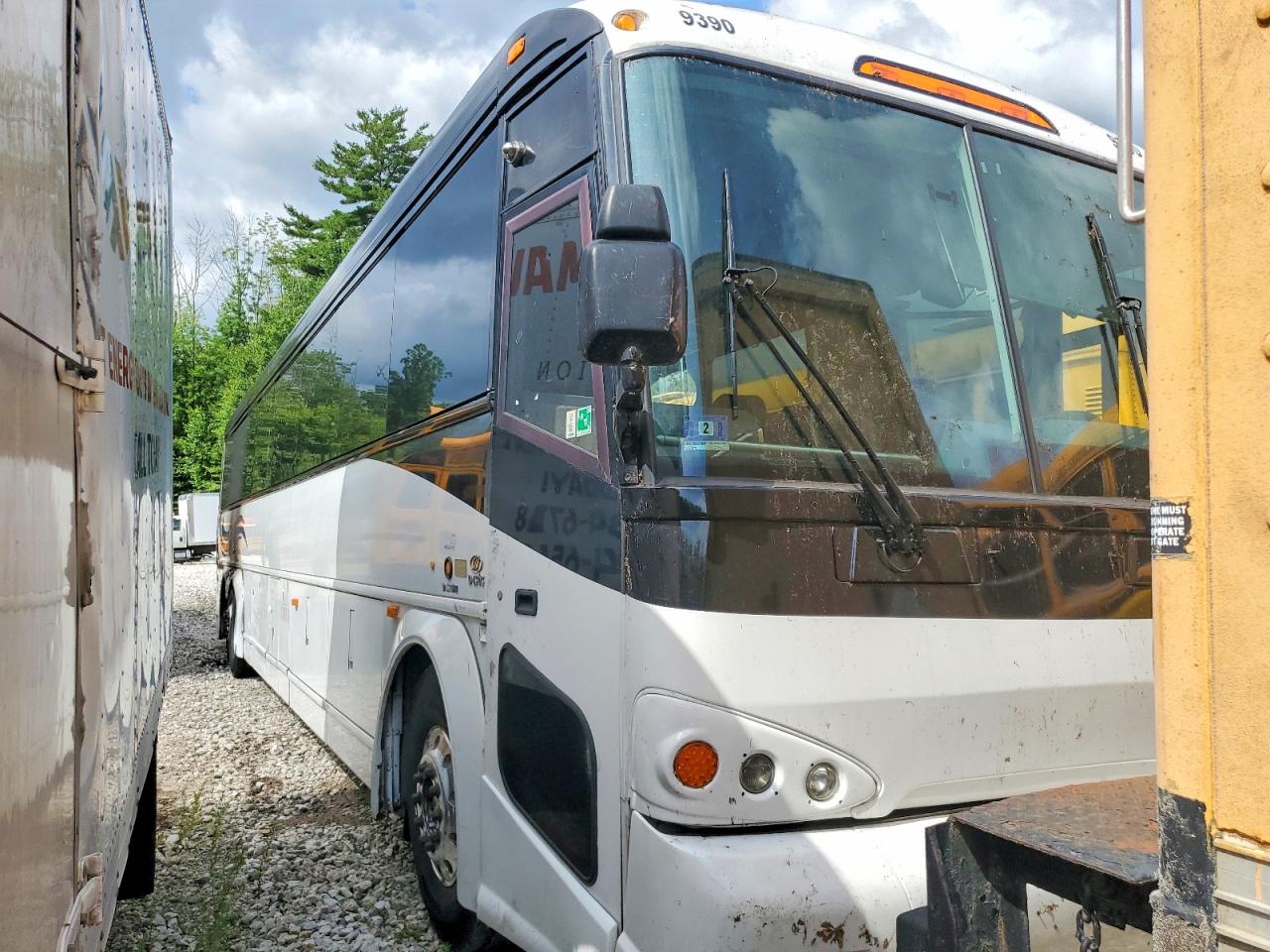 2010 MCI D4505 MOTOR COACH INDUSTRIES  COACH BUS | 1M86DMHA6AP059390 | UPCARS