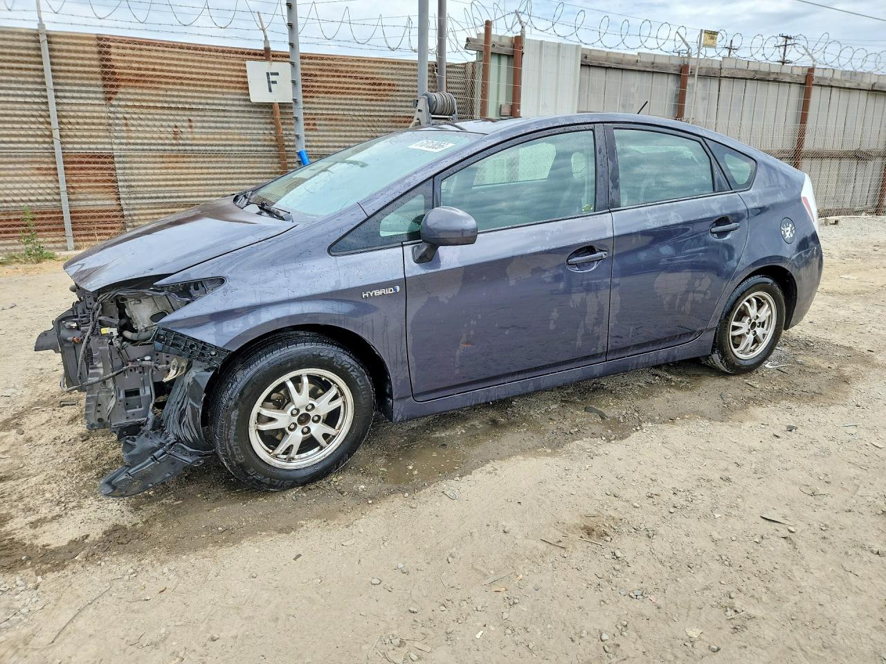 2011 TOYOTA PRIUS THREE | JTDKN3DU6B0272953 | UPCARS