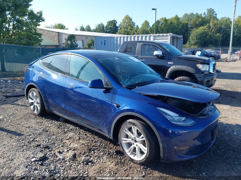 2022 TESLA MODEL Y LONG RANGE DUAL MOTOR ALL-WHEEL DRIVE | 7SAYGAEE7NF465220 | UPCARS