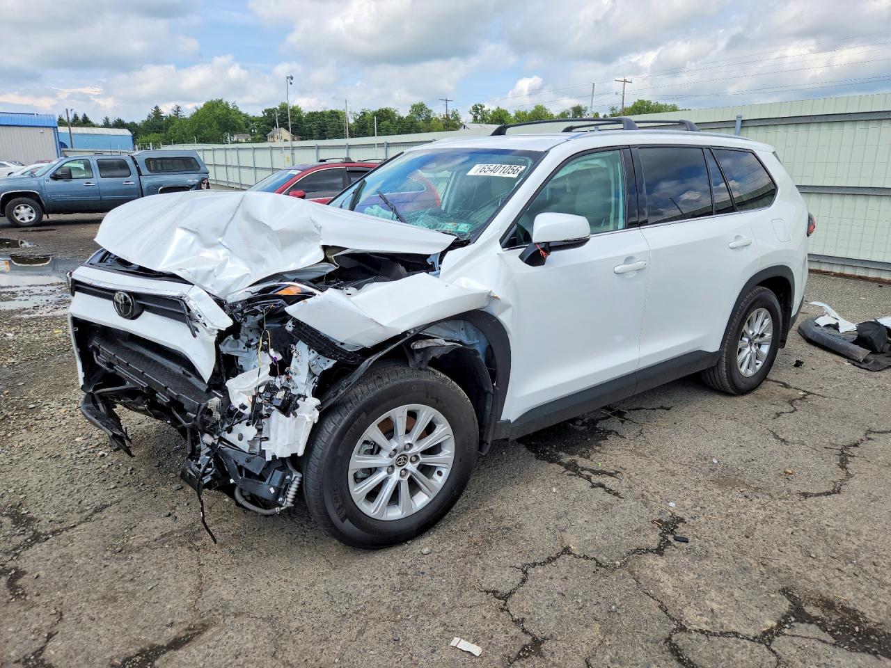 2025 TOYOTA ALL OTHER XLE | 5TDACAB50SS063478 | UPCARS