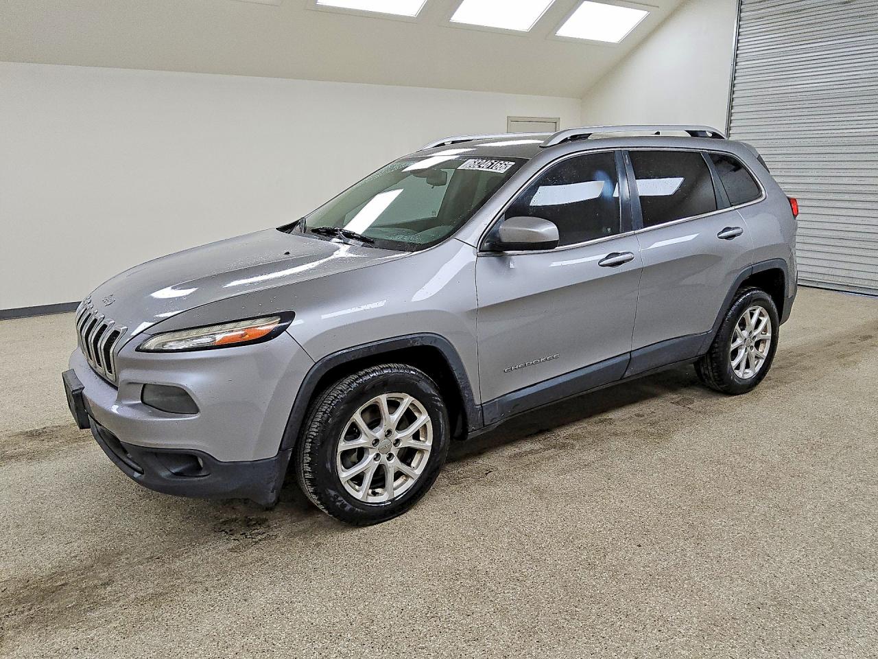 2015 JEEP CHEROKEE LATITUDE | 1C4PJLCS8FW561000 | UPCARS