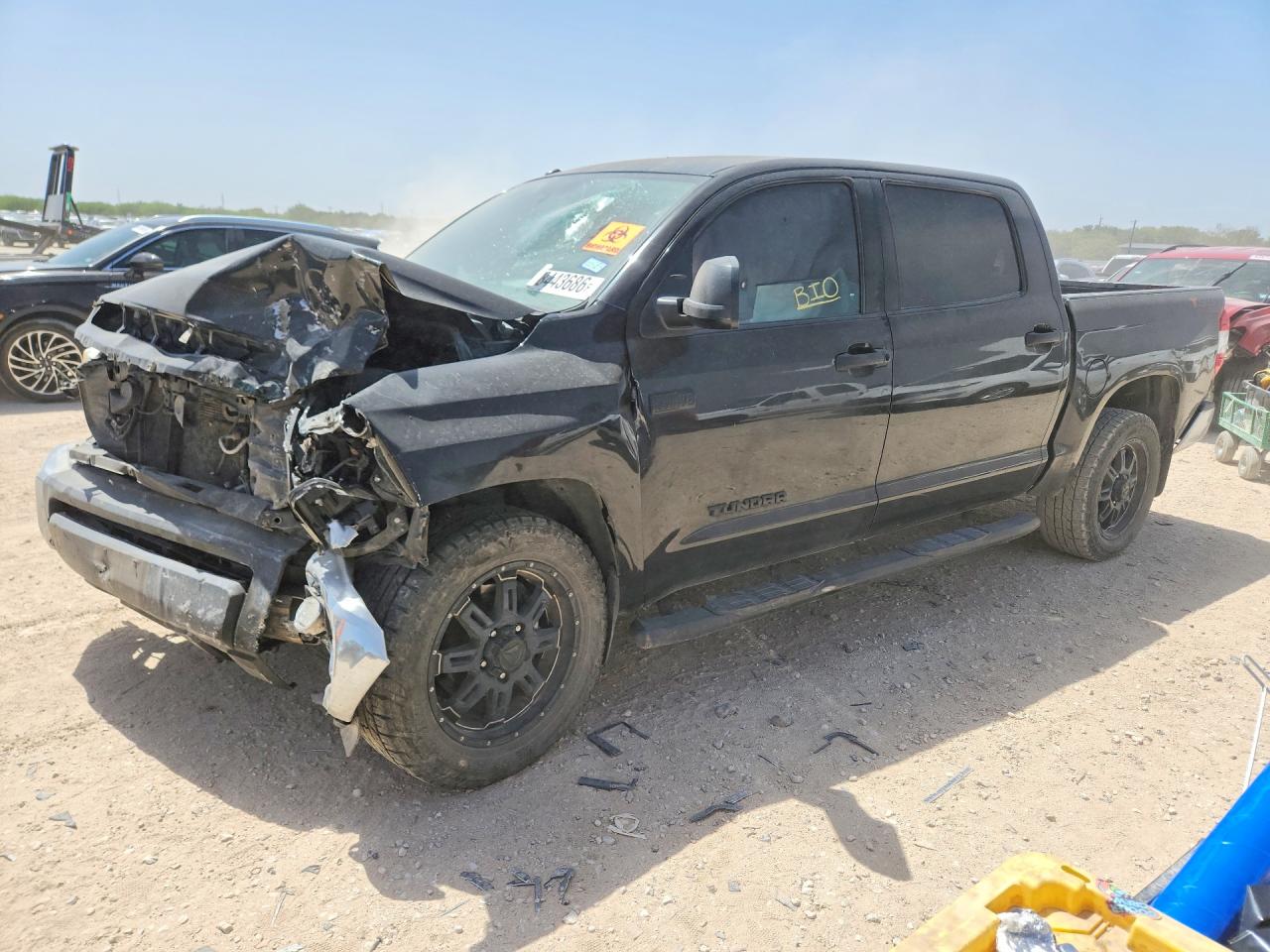 2016 TOYOTA TUNDRA SR5 | 5TFDW5F16GX532240 | UPCARS