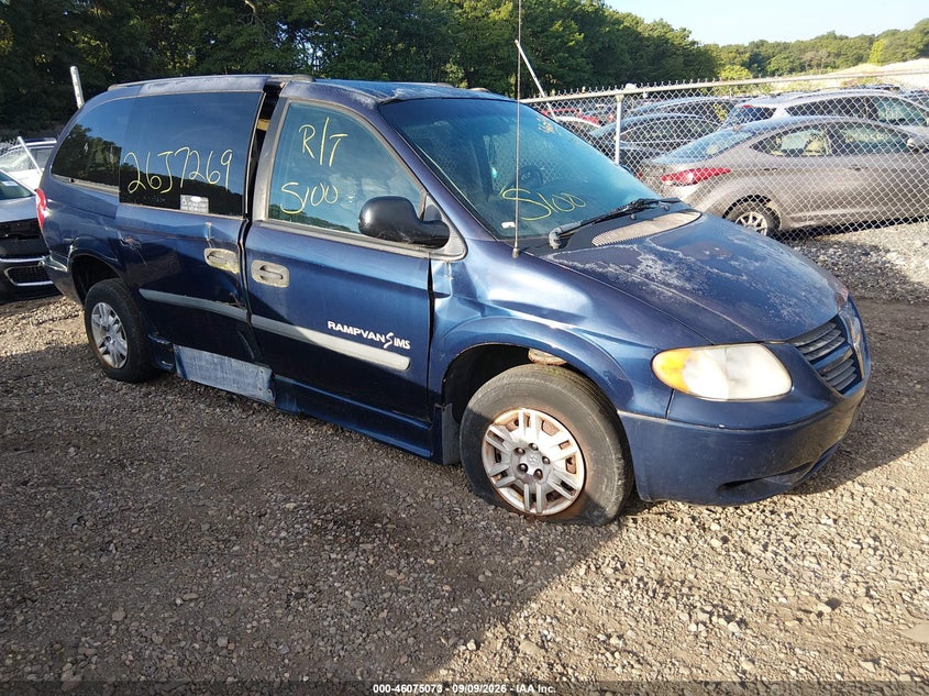 2005 DODGE GRAND CARAVAN SE | 1D4GP24RX5B245871 | UPCARS