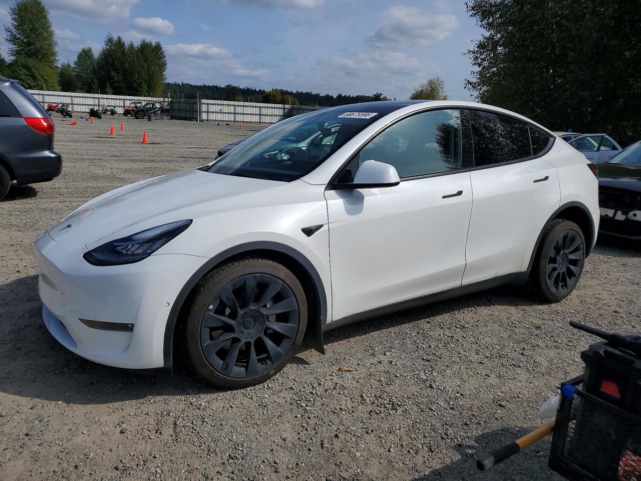 2022 TESLA MODEL Y | 7SAYGDEE8NF320477 | UPCARS