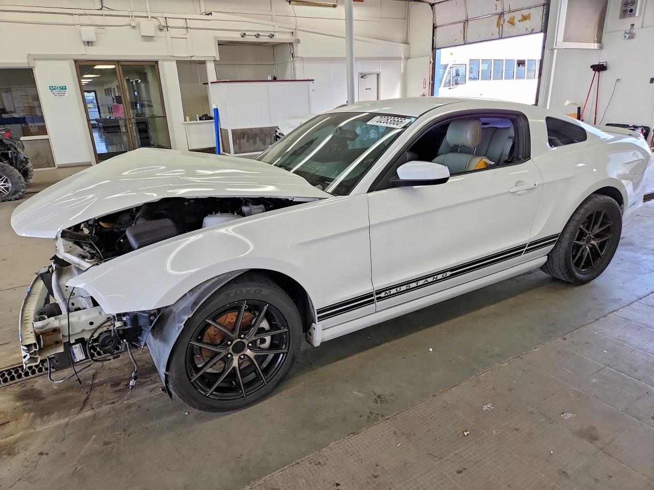 2014 FORD MUSTANG | 1ZVBP8AM0E5292695 | UPCARS