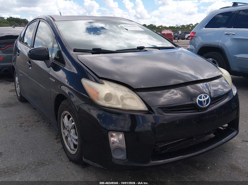 2011 TOYOTA PRIUS TWO | JTDKN3DU0B1382746 | UPCARS