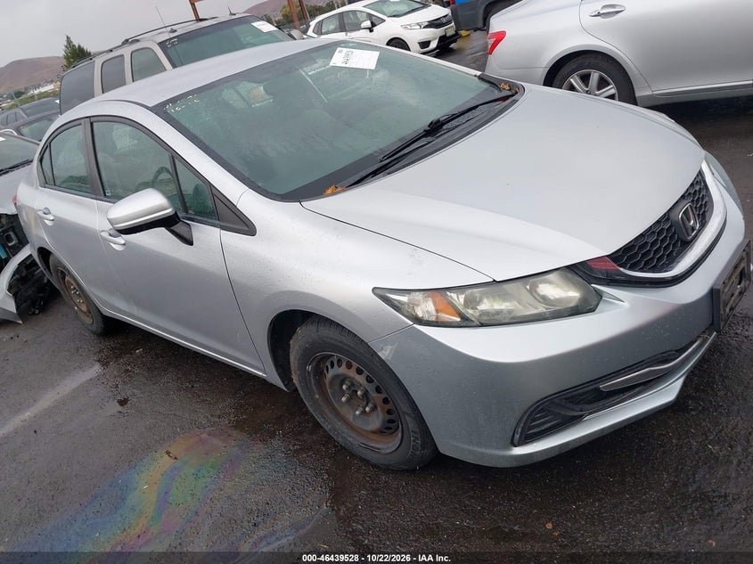 2015 HONDA CIVIC LX | 19XFB2F51FE294172 | UPCARS