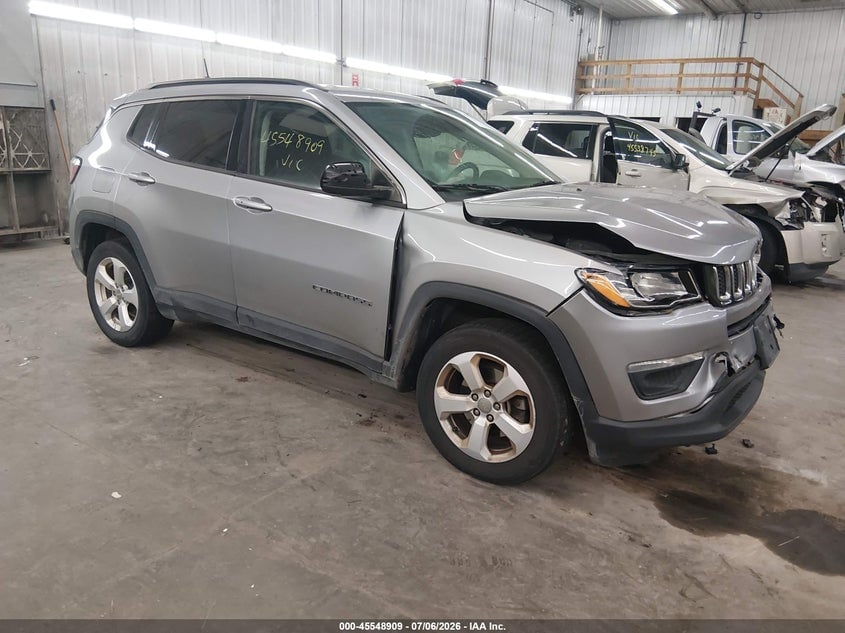 2018 JEEP COMPASS LATITUDE 4X4 | 3C4NJDBBXJT134981 | UPCARS