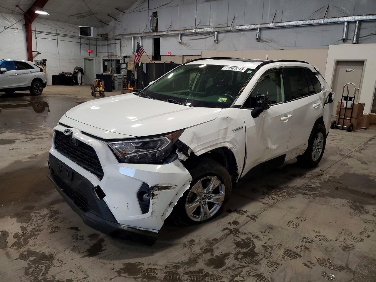 2019 TOYOTA RAV4 XLE | JTMRWRFV7KD031173 | UPCARS