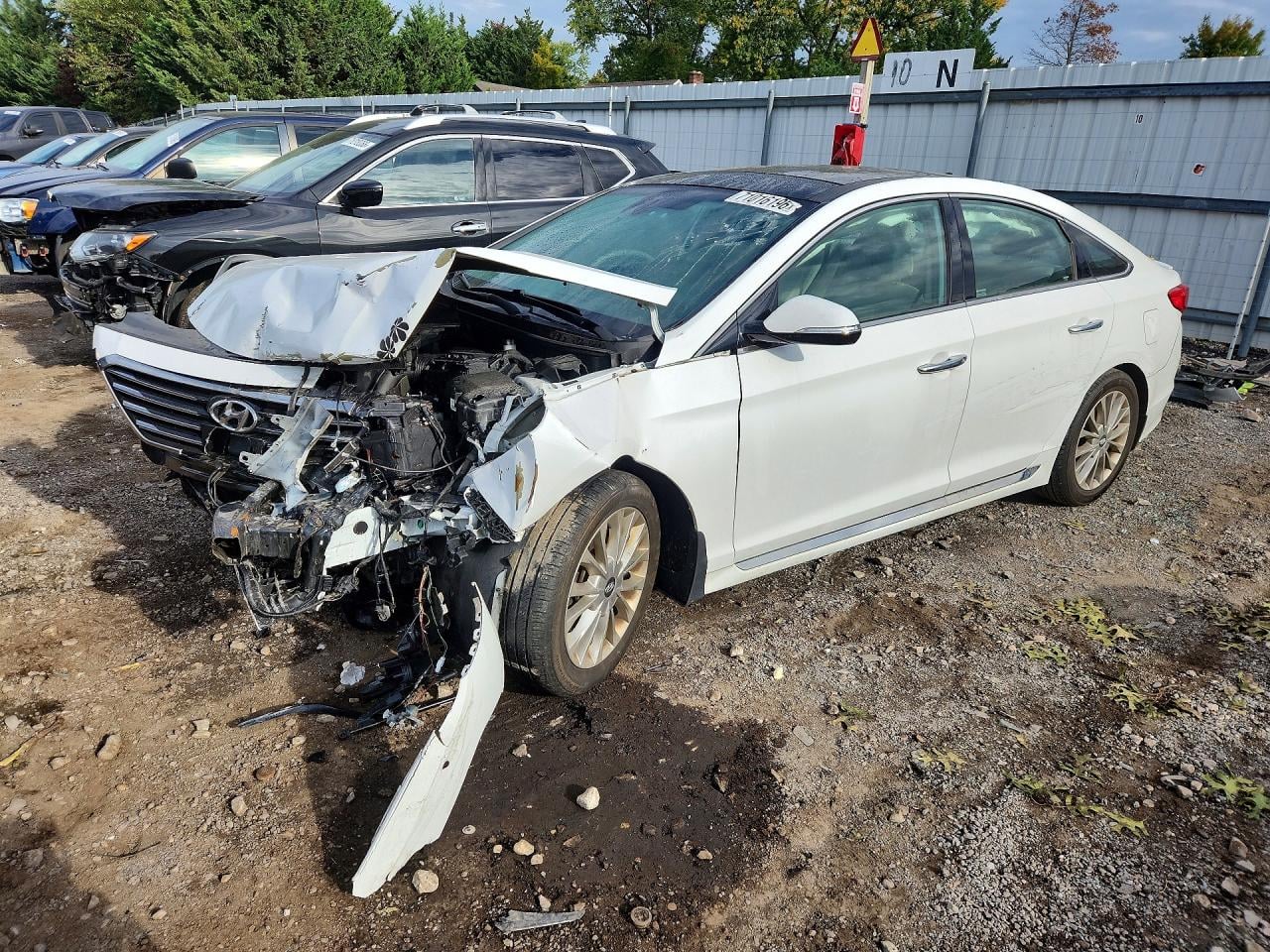 2015 HYUNDAI SONATA LIMITED | 5NPE34AF3FH133614 | UPCARS