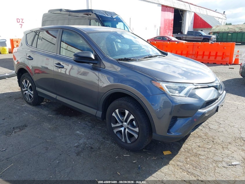 2018 TOYOTA RAV4 LE | JTMBFREV8JJ217338 | UPCARS