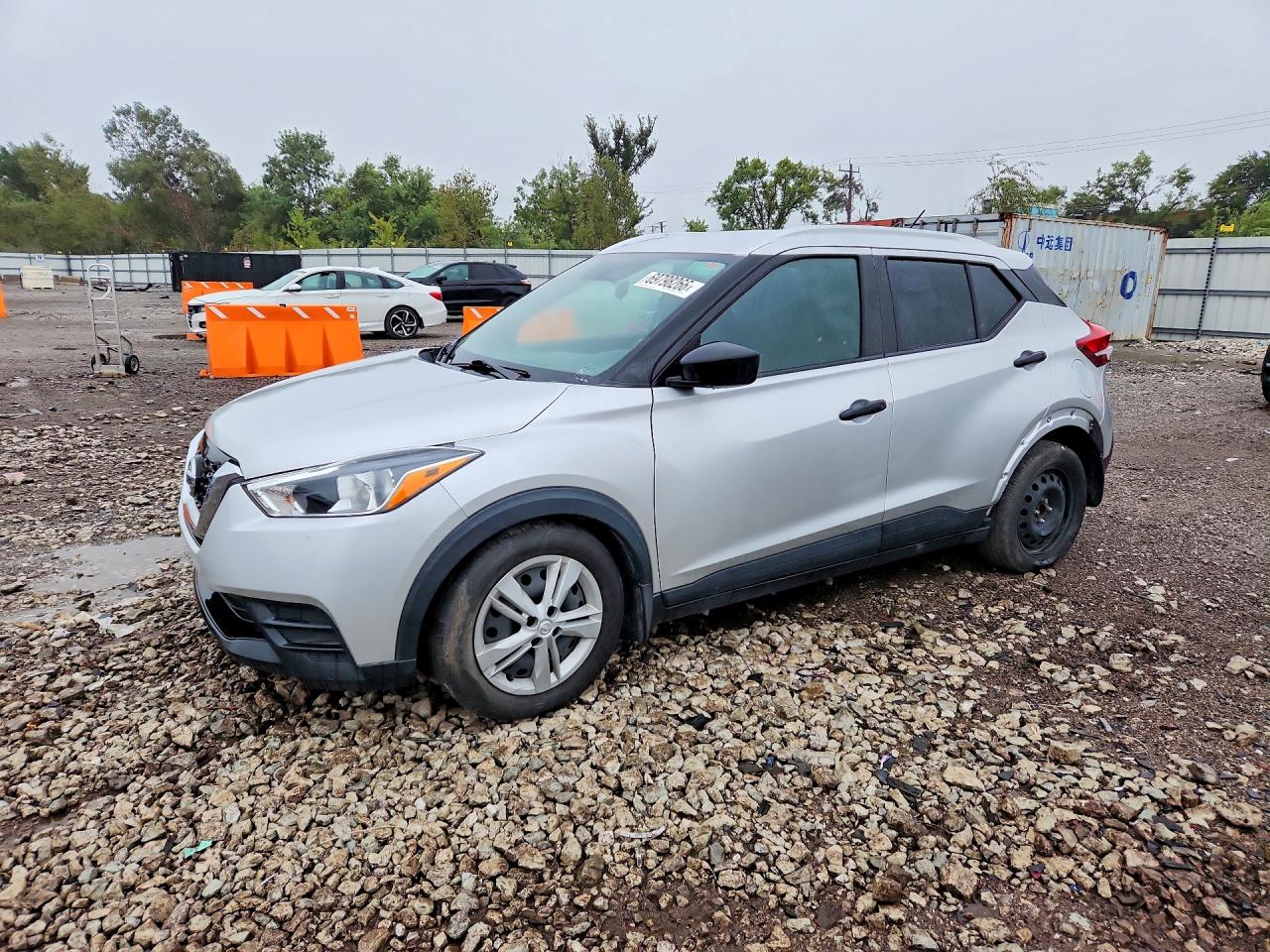 2018 NISSAN KICK S | 3N1CP5CU2JL497502 | UPCARS