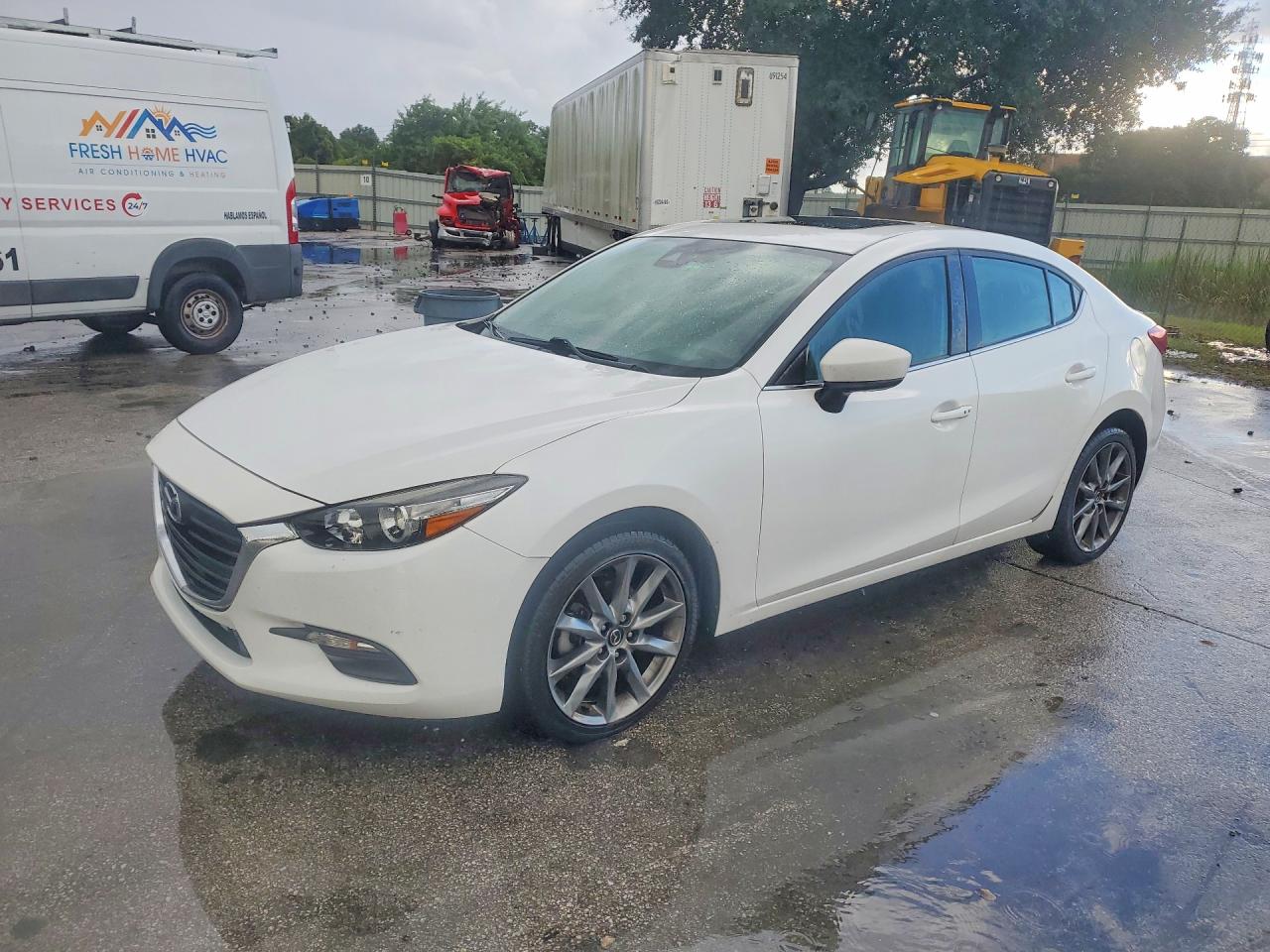 2018 MAZDA 3 TOURING | 3MZBN1V39JM197071 | UPCARS